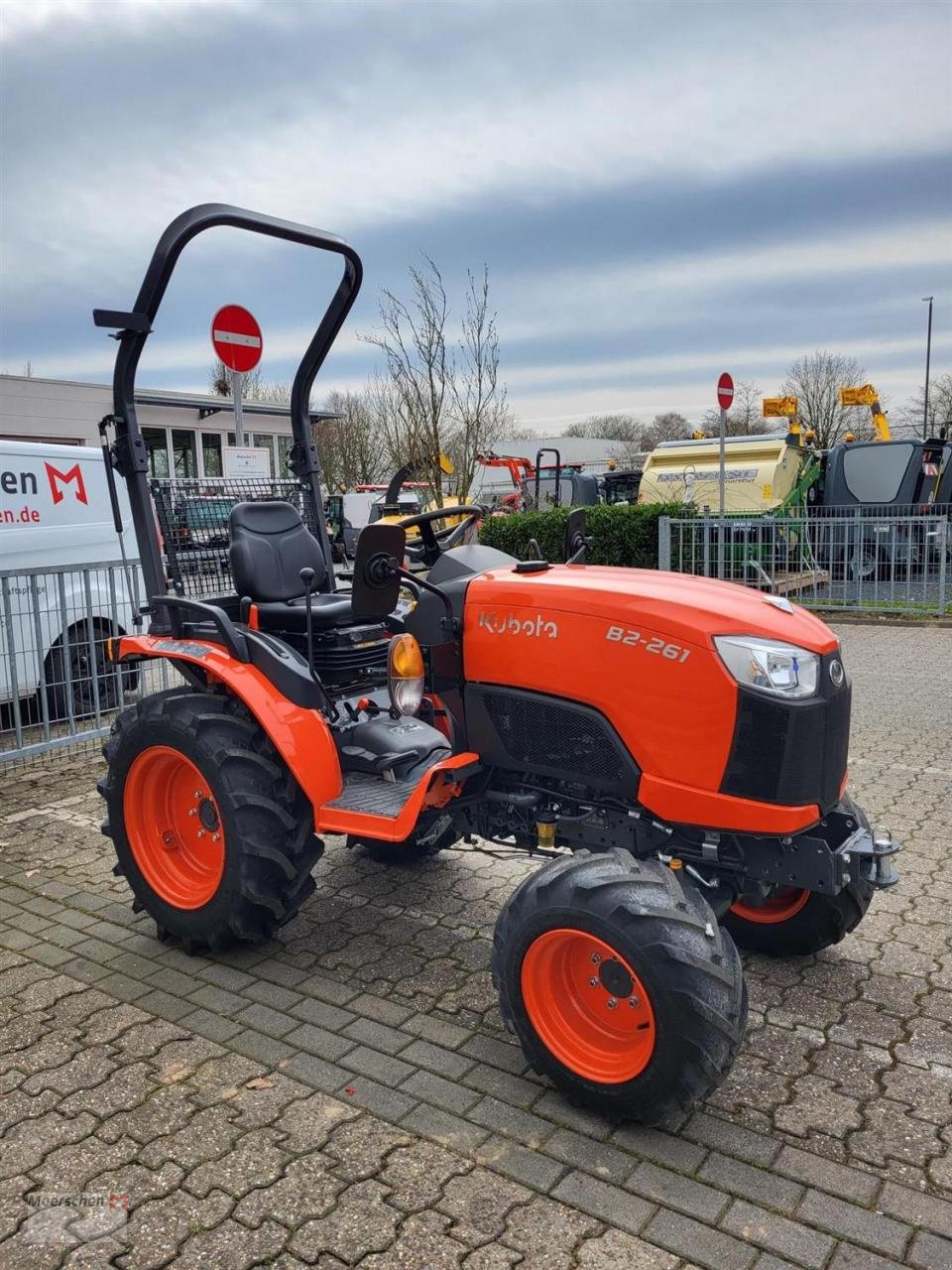 Traktor des Typs Kubota B2-261HR, Neumaschine in Tönisvorst (Bild 4)