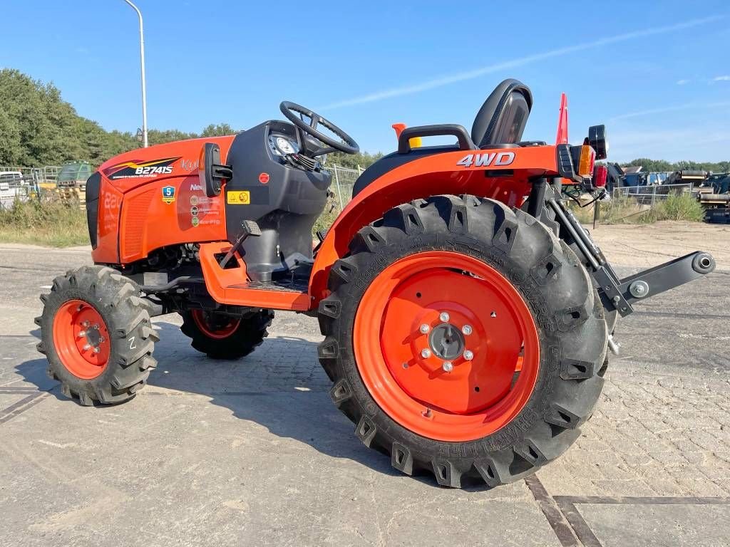 Traktor van het type Kubota B2741S 4WD - New / Unused / 27hp, Gebrauchtmaschine in Veldhoven (Foto 2)