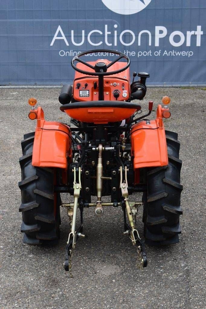 Traktor van het type Kubota B5000, Gebrauchtmaschine in Antwerpen (Foto 7)