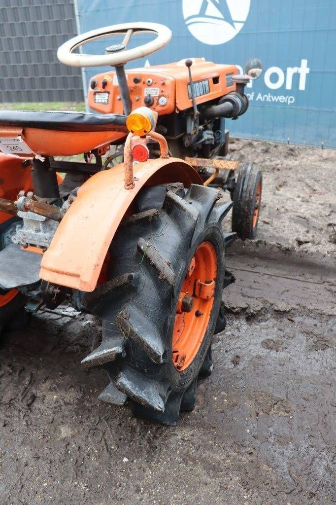 Traktor typu Kubota B5000E, Gebrauchtmaschine w Antwerpen (Zdjęcie 5)