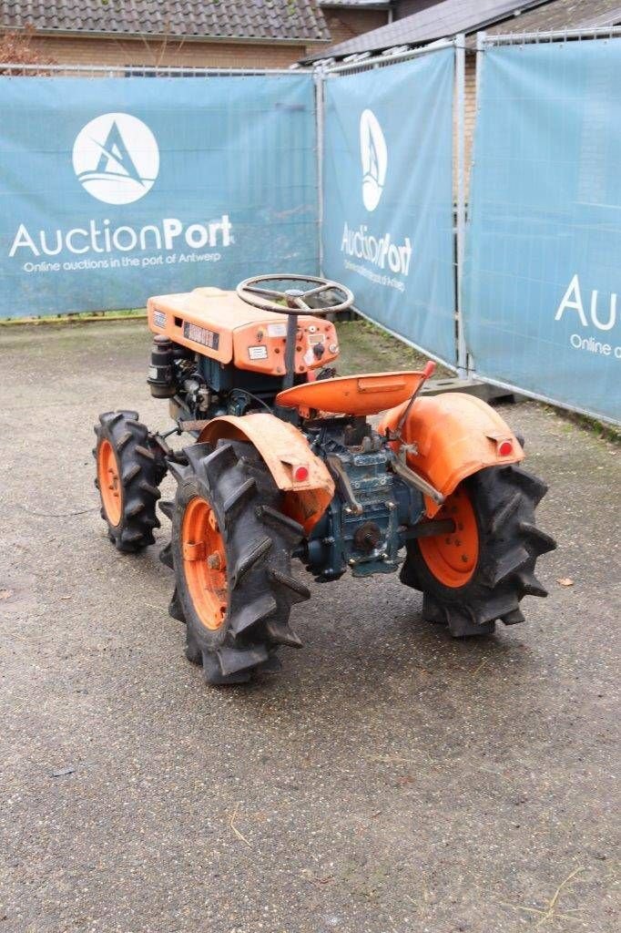 Traktor des Typs Kubota B6000, Gebrauchtmaschine in Antwerpen (Bild 4)