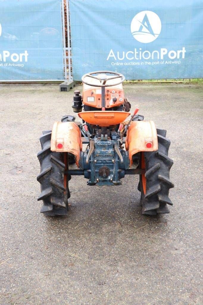 Traktor del tipo Kubota B6000, Gebrauchtmaschine en Antwerpen (Imagen 5)