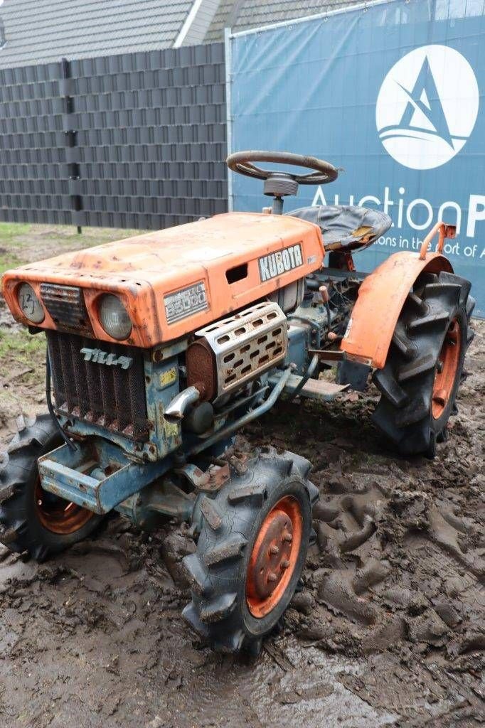 Traktor del tipo Kubota B6000, Gebrauchtmaschine In Antwerpen (Immagine 5)