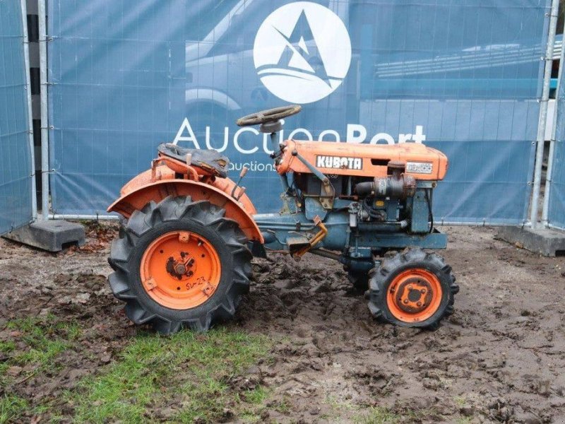 Traktor Türe ait Kubota B6000, Gebrauchtmaschine içinde Antwerpen (resim 1)