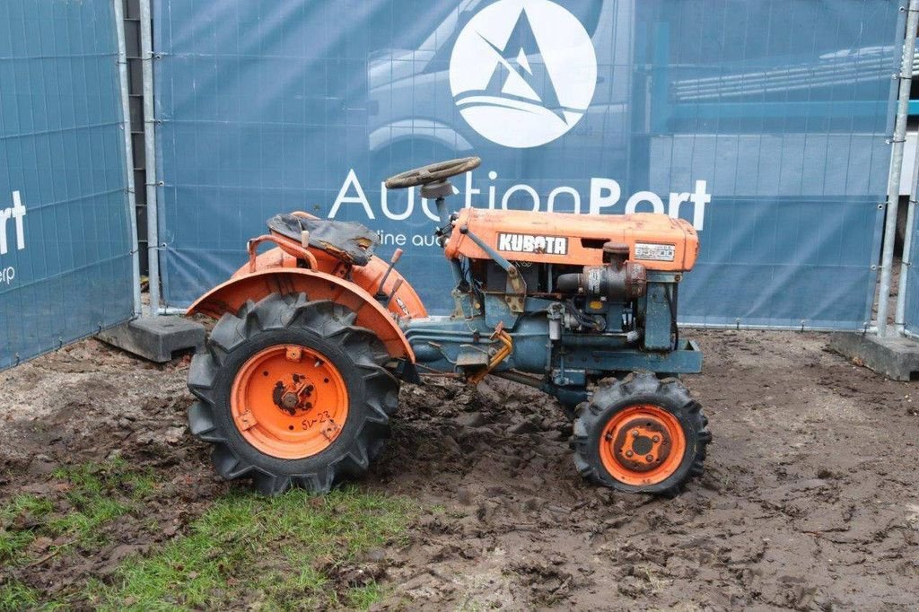 Traktor del tipo Kubota B6000, Gebrauchtmaschine In Antwerpen (Immagine 2)