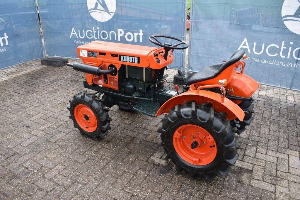 Traktor от тип Kubota B6001, Gebrauchtmaschine в Antwerpen (Снимка 3)