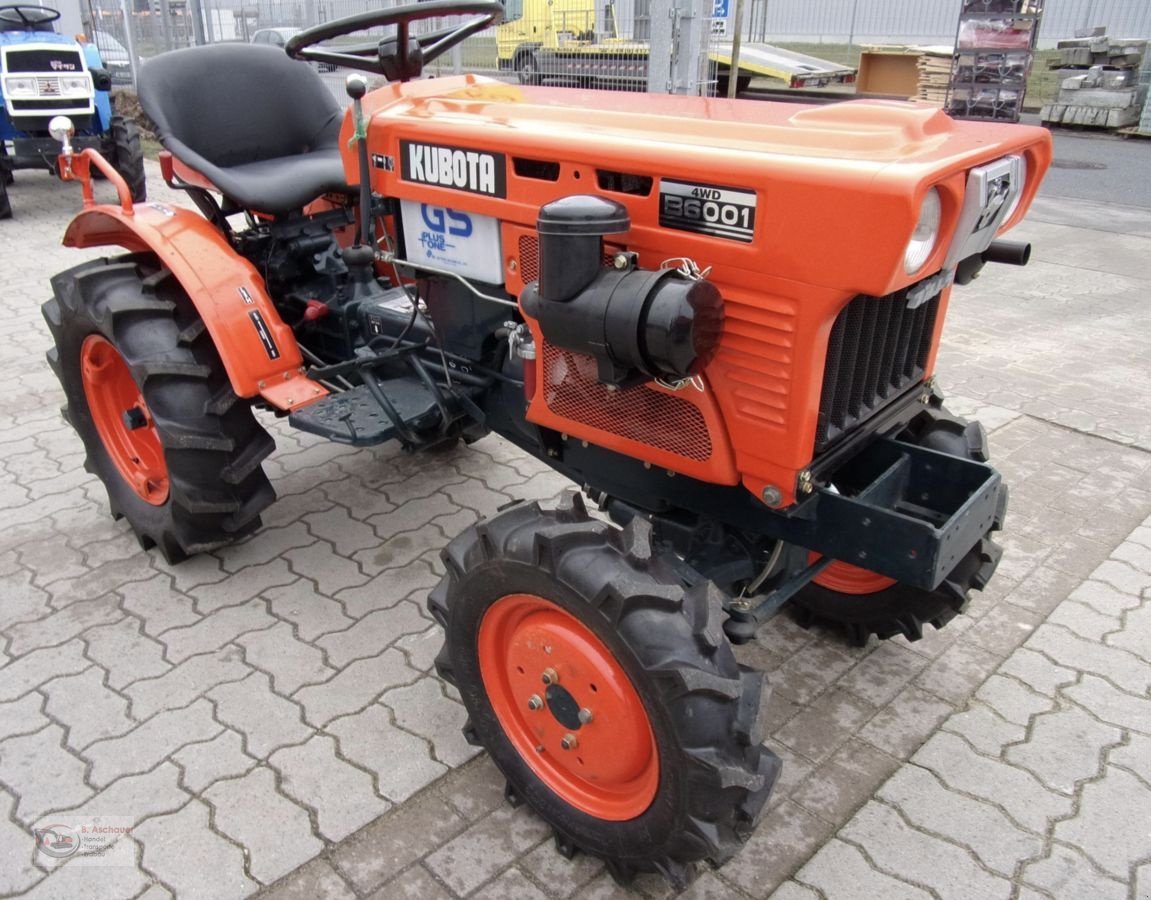 Traktor typu Kubota B6001, Gebrauchtmaschine w Dimbach (Zdjęcie 2)