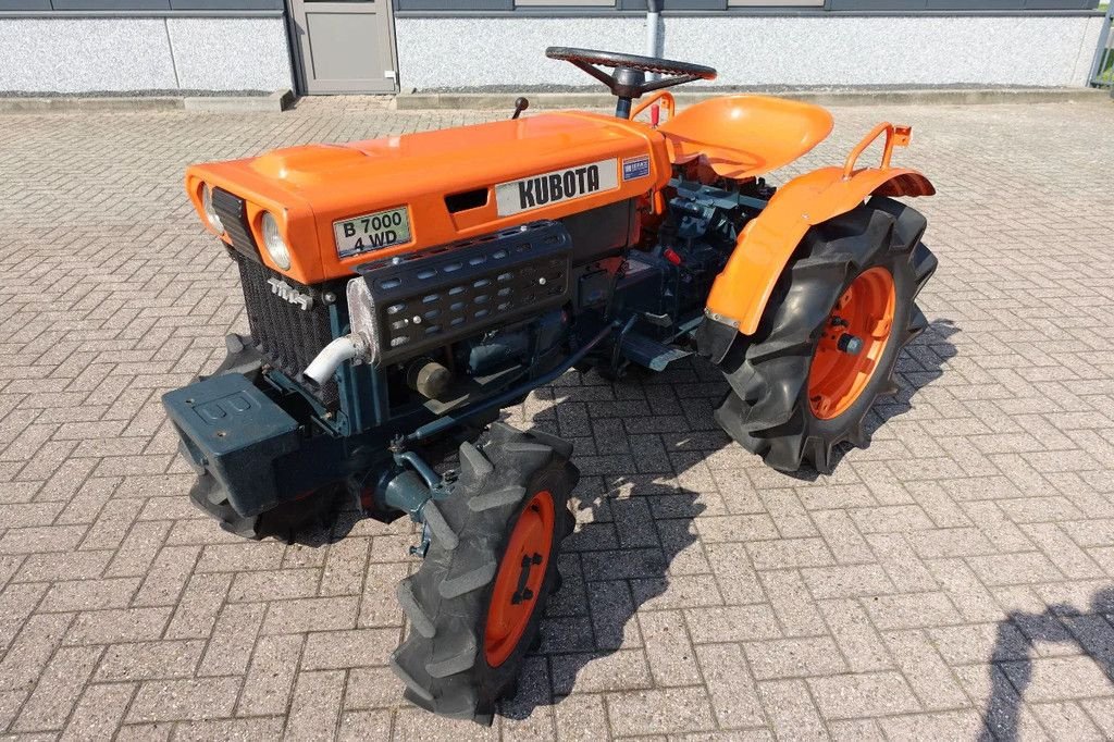 Traktor tip Kubota B7000 4wd / Koopje, Gebrauchtmaschine in Swifterband (Poză 3)