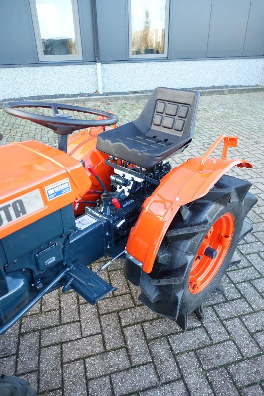 Traktor a típus Kubota B7000 4wd / Koopje, Gebrauchtmaschine ekkor: Swifterband (Kép 9)