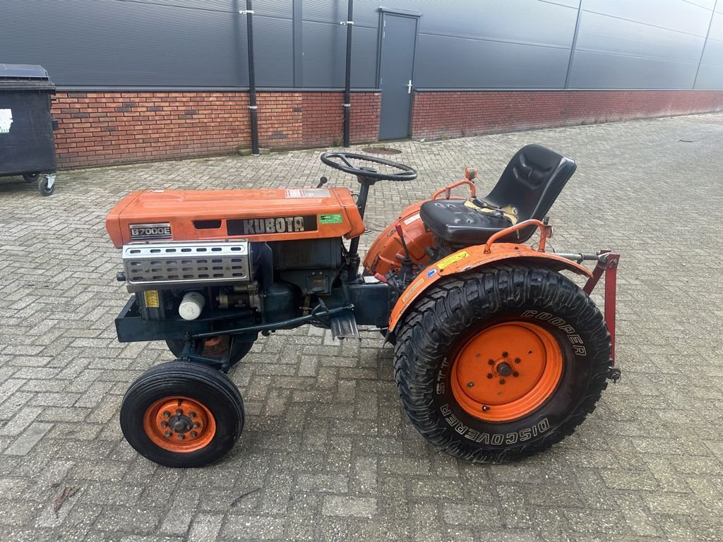 Traktor van het type Kubota B7000, Gebrauchtmaschine in Cabauw (Foto 3)