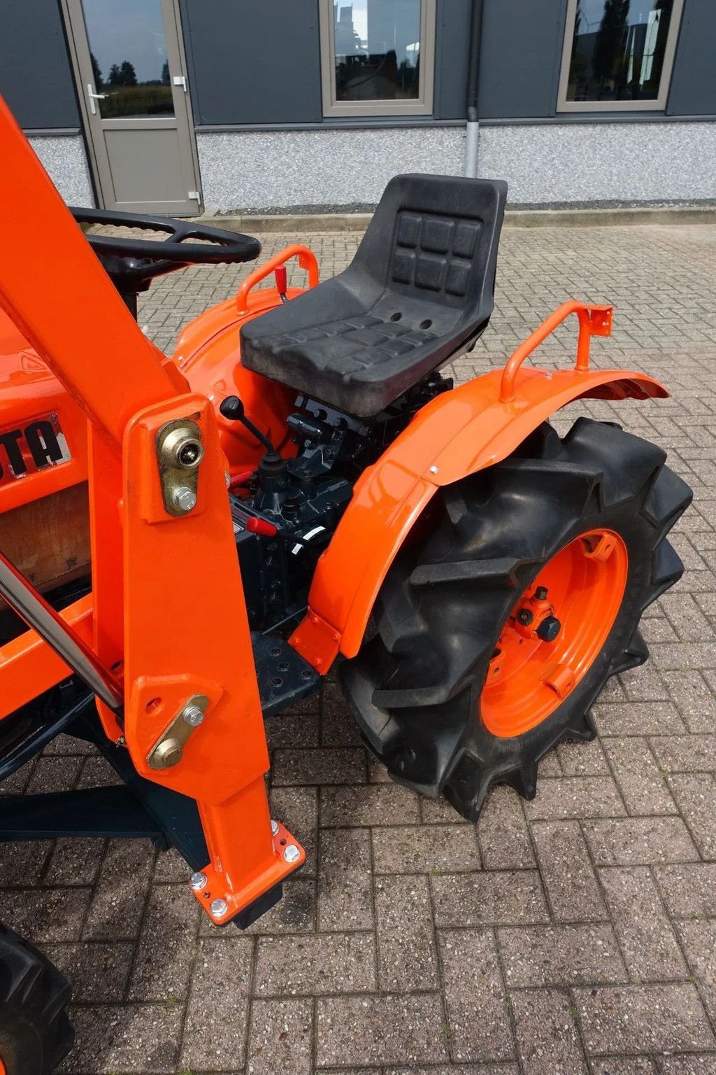 Traktor typu Kubota B7001 4wd / Voorlader, Gebrauchtmaschine v Swifterband (Obrázok 10)