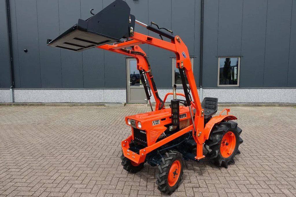 Traktor des Typs Kubota B7001 4wd / Voorlader, Gebrauchtmaschine in Swifterband (Bild 3)