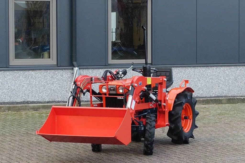 Traktor des Typs Kubota B7001 4wd / Voorlader, Gebrauchtmaschine in Swifterband (Bild 1)