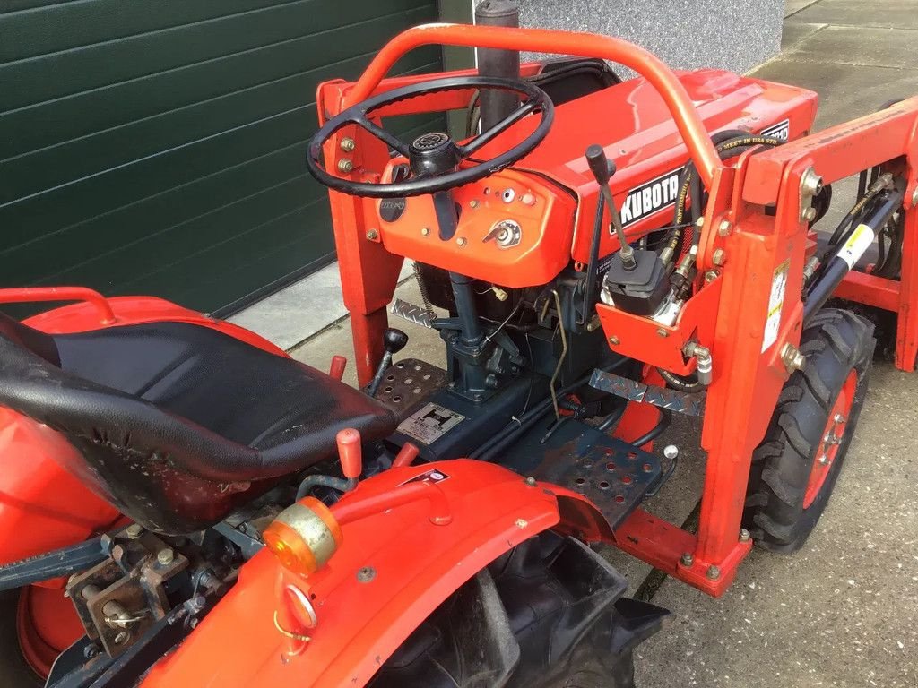 Traktor van het type Kubota B7001 D marge trekker, Gebrauchtmaschine in Beuningen gld (Foto 4)