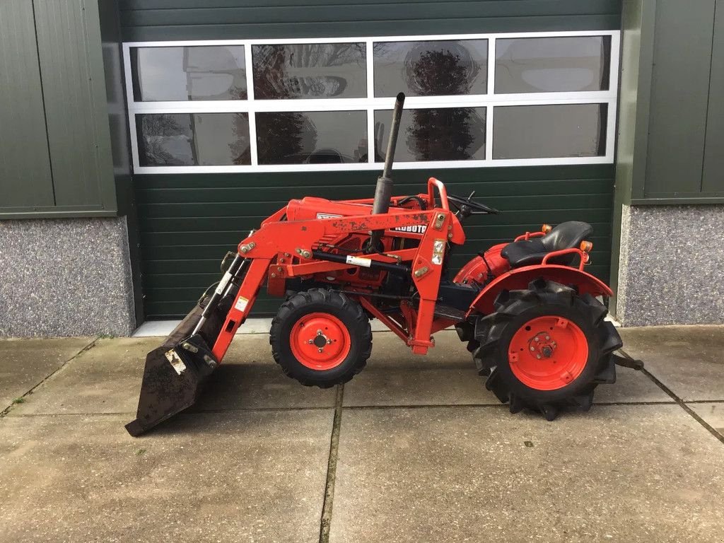 Traktor van het type Kubota B7001 D marge trekker, Gebrauchtmaschine in Beuningen gld (Foto 9)