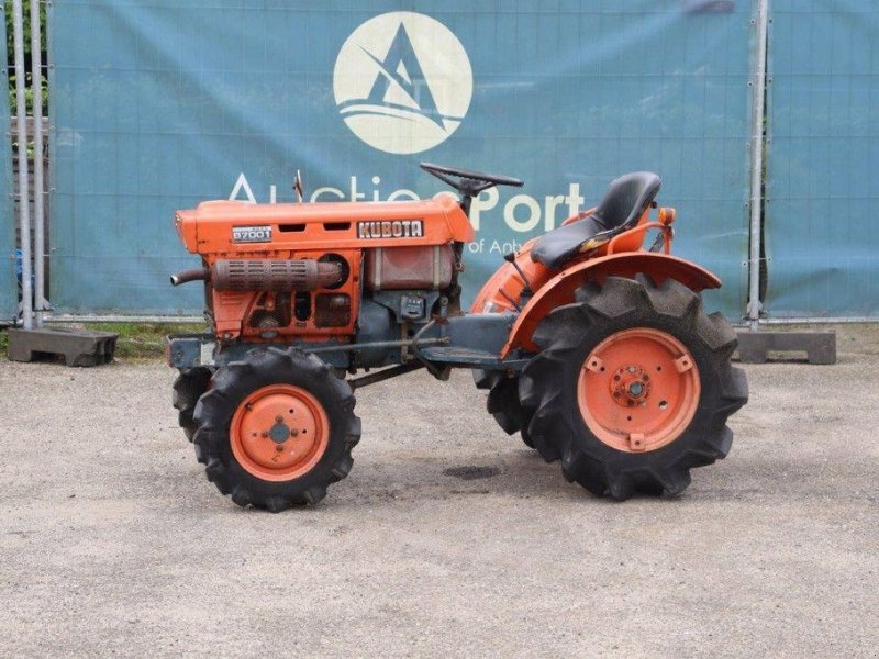 Traktor του τύπου Kubota B7001, Gebrauchtmaschine σε Antwerpen (Φωτογραφία 1)