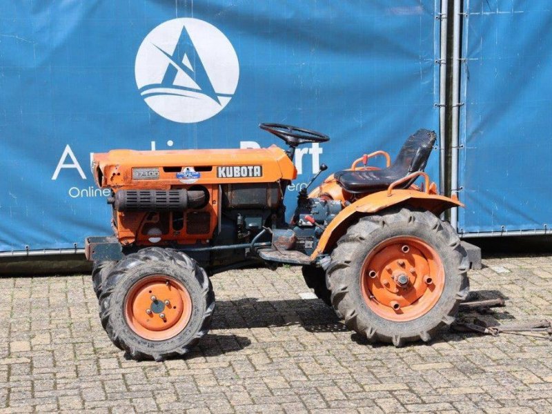 Traktor του τύπου Kubota B7001, Gebrauchtmaschine σε Antwerpen (Φωτογραφία 1)