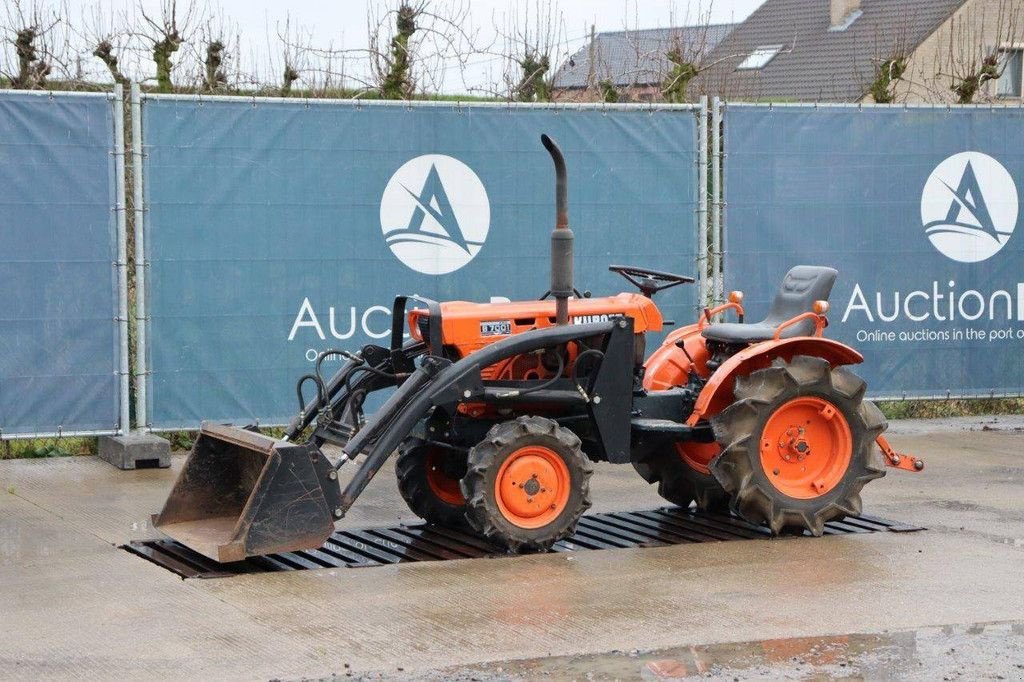 Traktor typu Kubota B7001, Gebrauchtmaschine v Antwerpen (Obrázek 11)