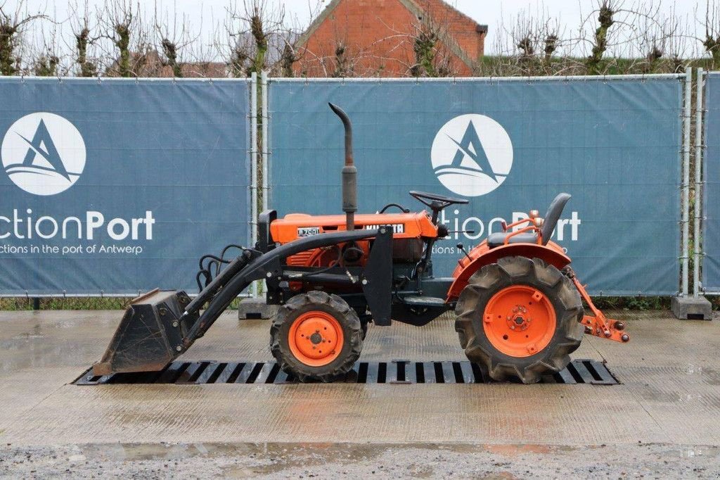 Traktor typu Kubota B7001, Gebrauchtmaschine v Antwerpen (Obrázek 2)