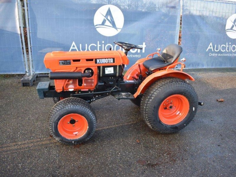 Traktor del tipo Kubota B7001, Gebrauchtmaschine en Antwerpen (Imagen 1)