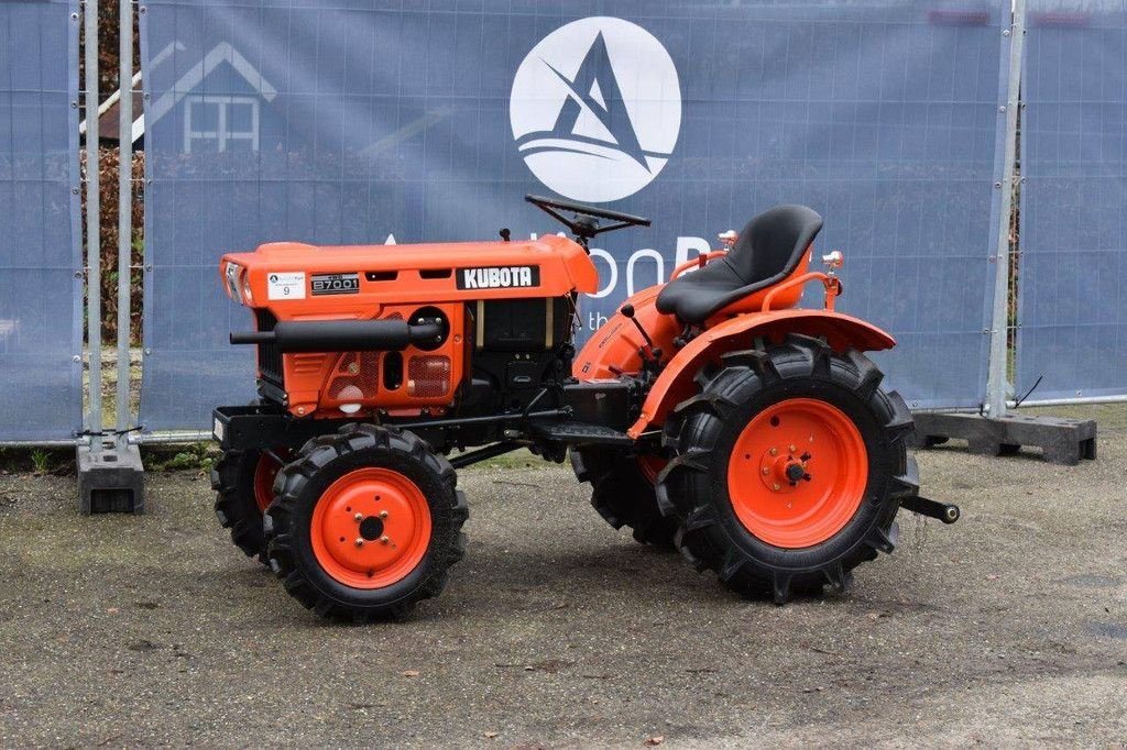 Traktor of the type Kubota B7001, Gebrauchtmaschine in Antwerpen (Picture 1)