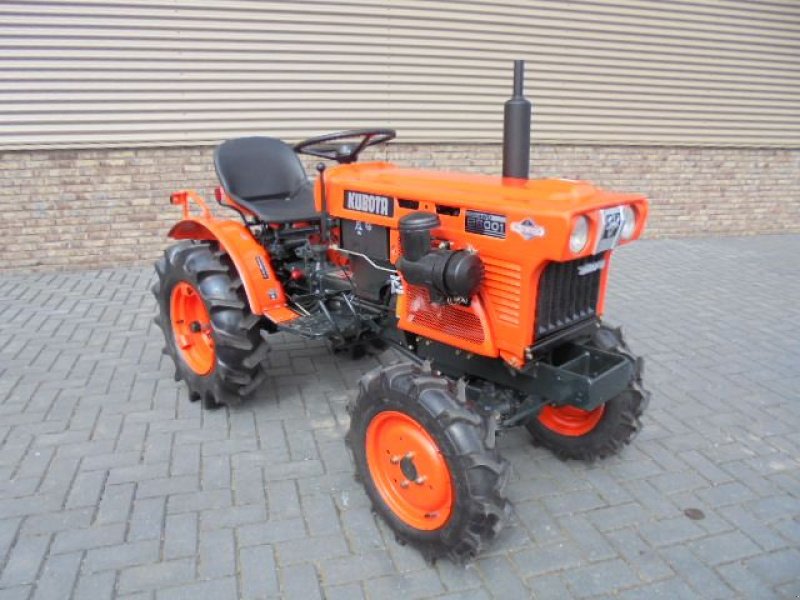 Traktor typu Kubota b7001, Gebrauchtmaschine w Houten (Zdjęcie 1)