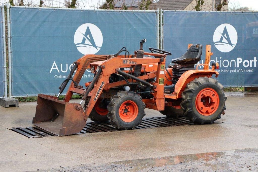 Traktor del tipo Kubota B7200, Gebrauchtmaschine en Antwerpen (Imagen 11)