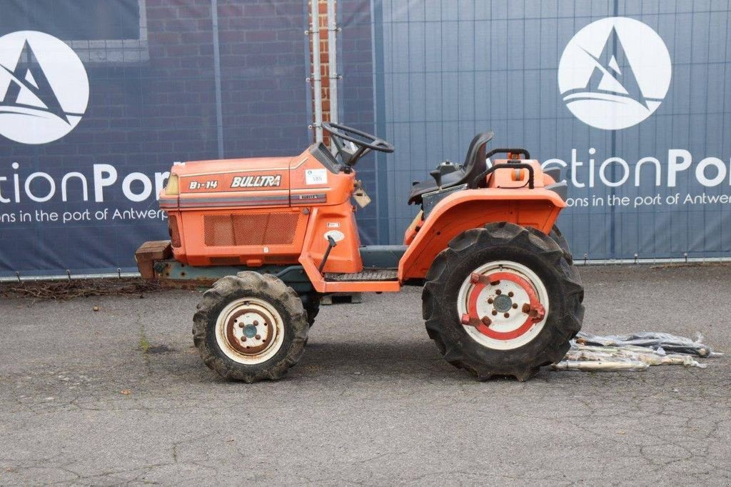 Traktor του τύπου Kubota Bulltra B1-14, Gebrauchtmaschine σε Antwerpen (Φωτογραφία 2)