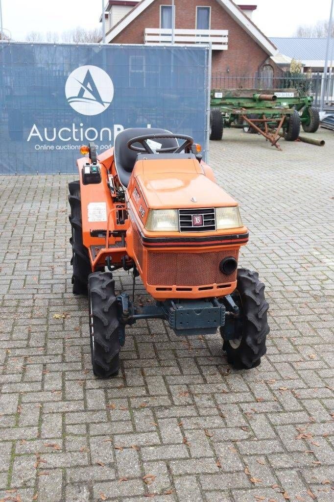 Traktor типа Kubota Bulltra B1-15, Gebrauchtmaschine в Antwerpen (Фотография 8)