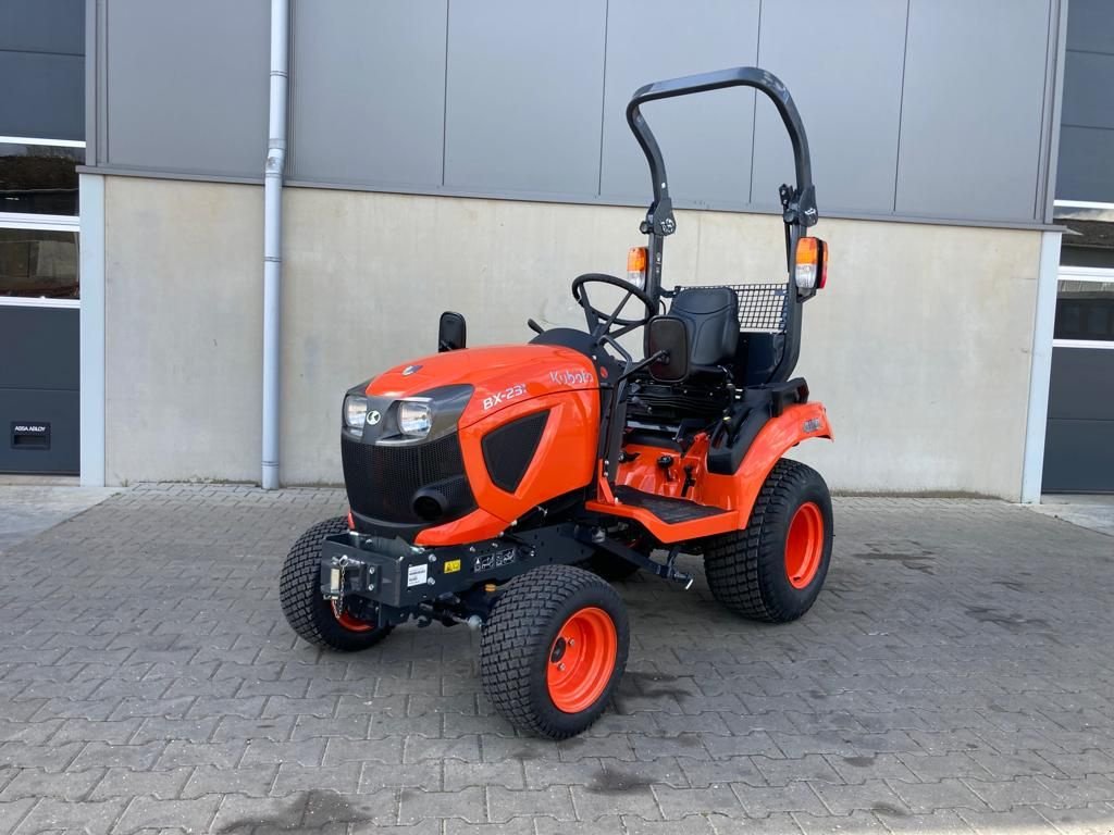 Traktor от тип Kubota BX-231 hst compact trekker, Neumaschine в Giethoorn (Снимка 2)