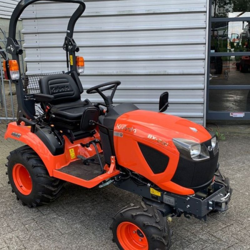 Traktor del tipo Kubota BX 231, Neumaschine en IJsselstein (Imagen 1)