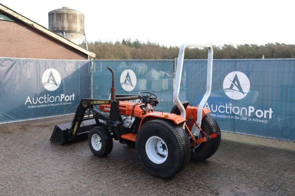 Traktor of the type Kubota DS 90-A-DT, Gebrauchtmaschine in Antwerpen (Picture 3)