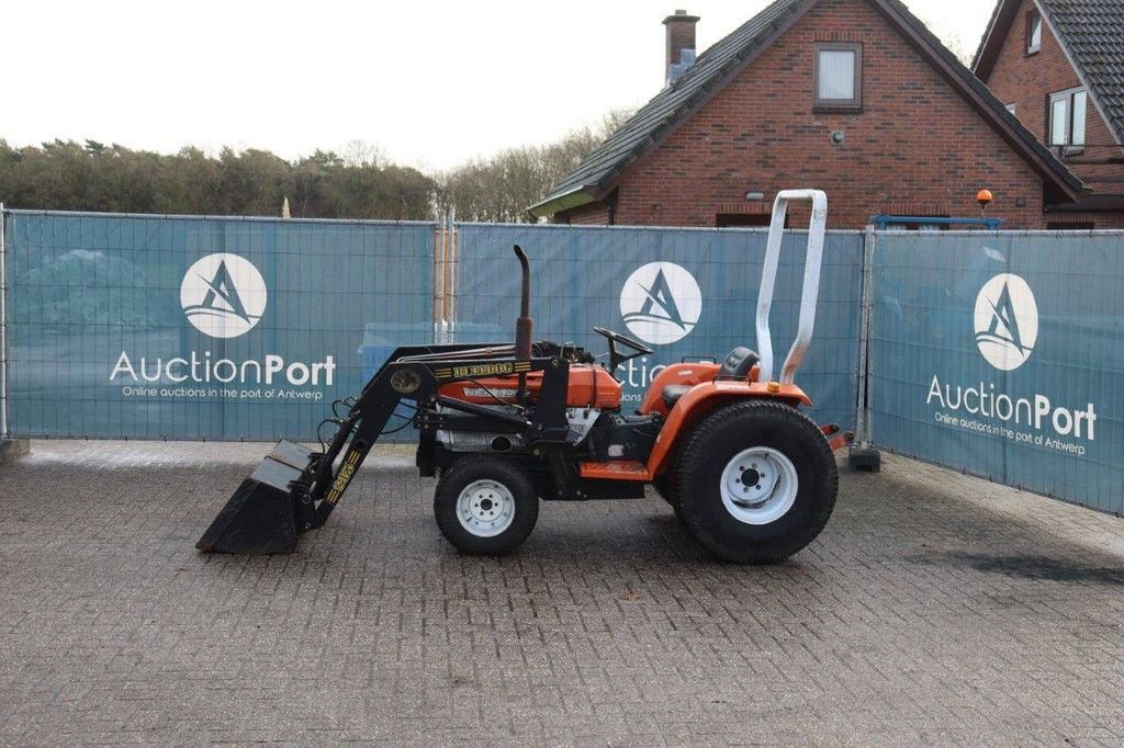 Traktor of the type Kubota DS 90-A-DT, Gebrauchtmaschine in Antwerpen (Picture 1)