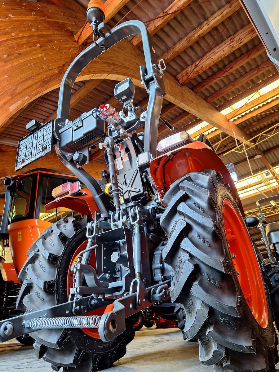 Traktor van het type Kubota EK1-261, Neumaschine in Bergheim (Foto 10)