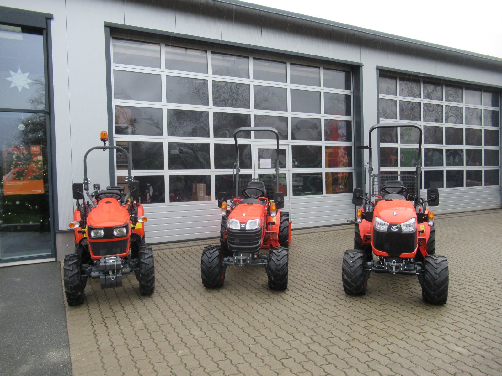 Traktor of the type Kubota EK1-261, Neumaschine in Waischenfeld (Picture 5)