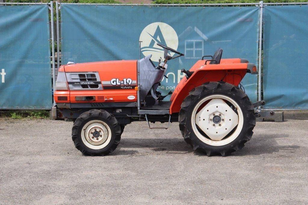 Traktor des Typs Kubota GL19, Gebrauchtmaschine in Antwerpen (Bild 2)