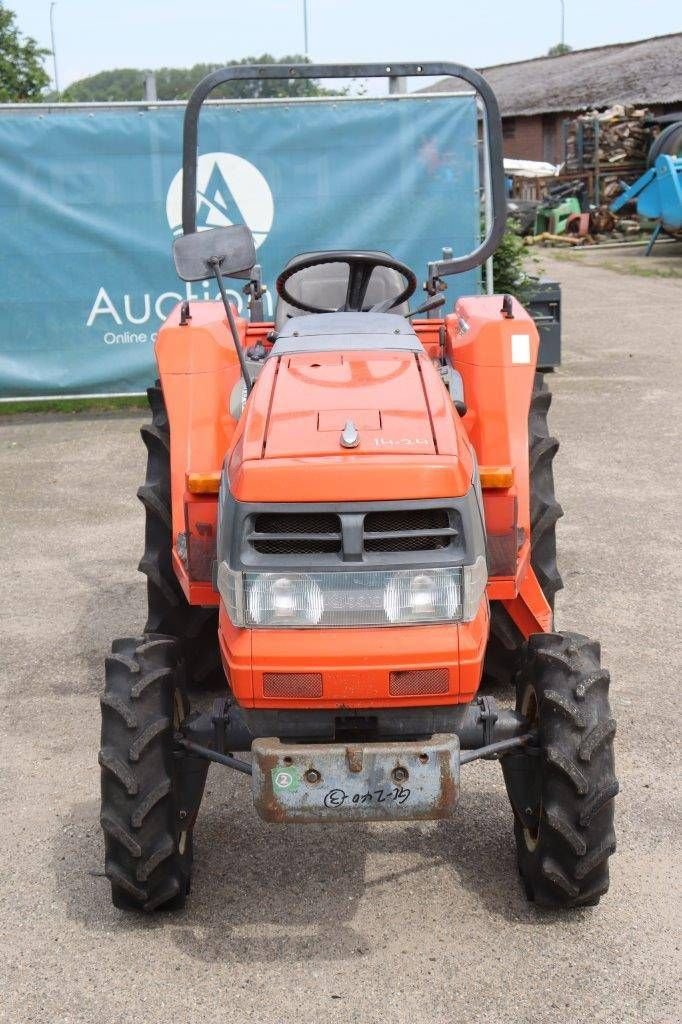 Traktor типа Kubota GL240, Gebrauchtmaschine в Antwerpen (Фотография 9)