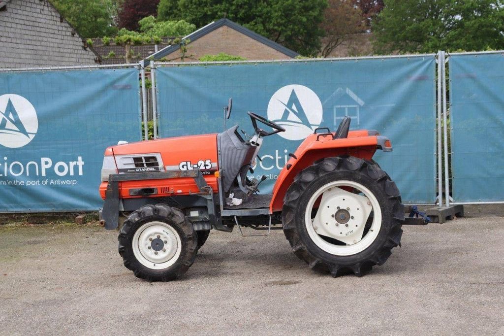 Traktor типа Kubota GL25, Gebrauchtmaschine в Antwerpen (Фотография 2)