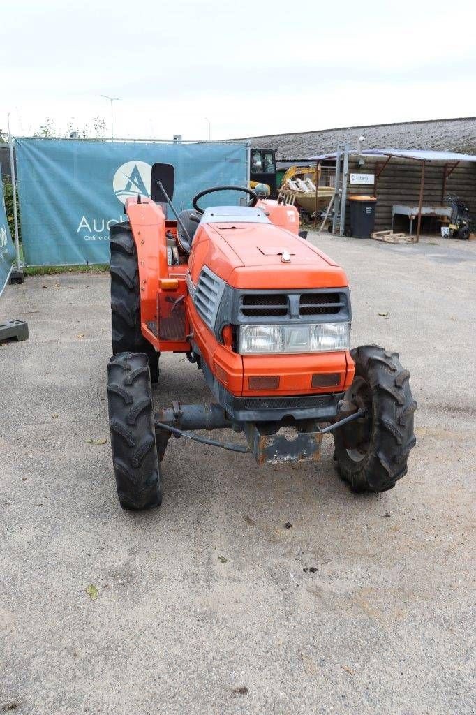 Traktor des Typs Kubota GL300, Gebrauchtmaschine in Antwerpen (Bild 8)