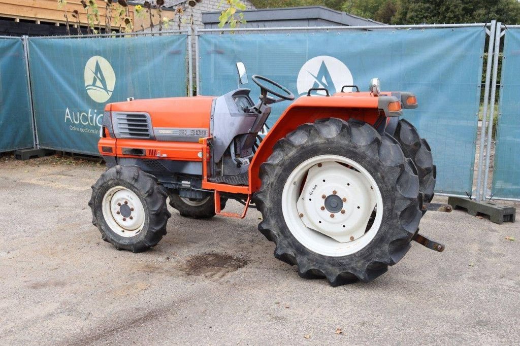 Traktor des Typs Kubota GL300, Gebrauchtmaschine in Antwerpen (Bild 3)