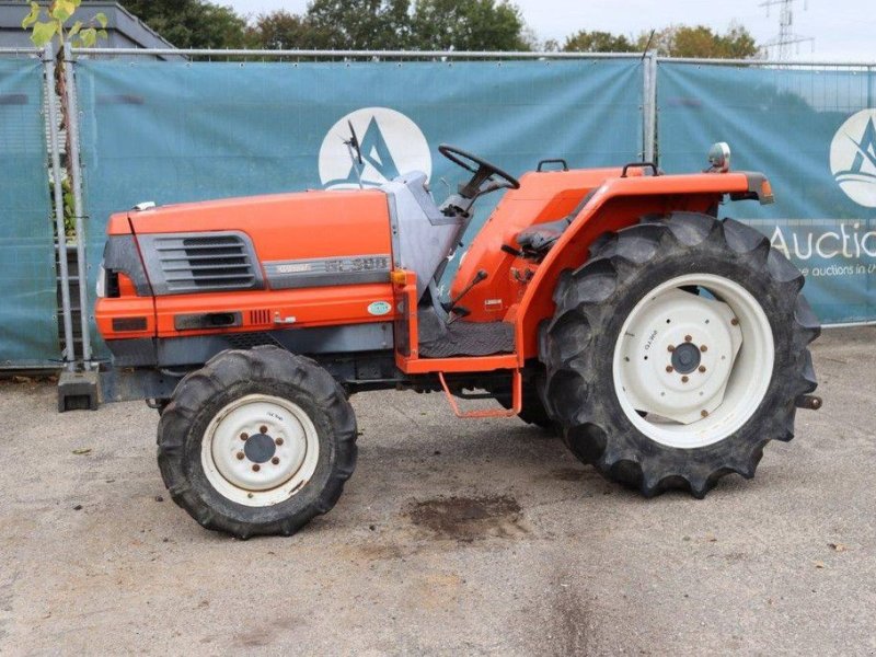 Traktor του τύπου Kubota GL300, Gebrauchtmaschine σε Antwerpen (Φωτογραφία 1)