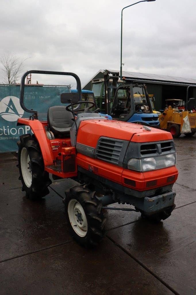 Traktor типа Kubota Grandel GL220, Gebrauchtmaschine в Antwerpen (Фотография 8)