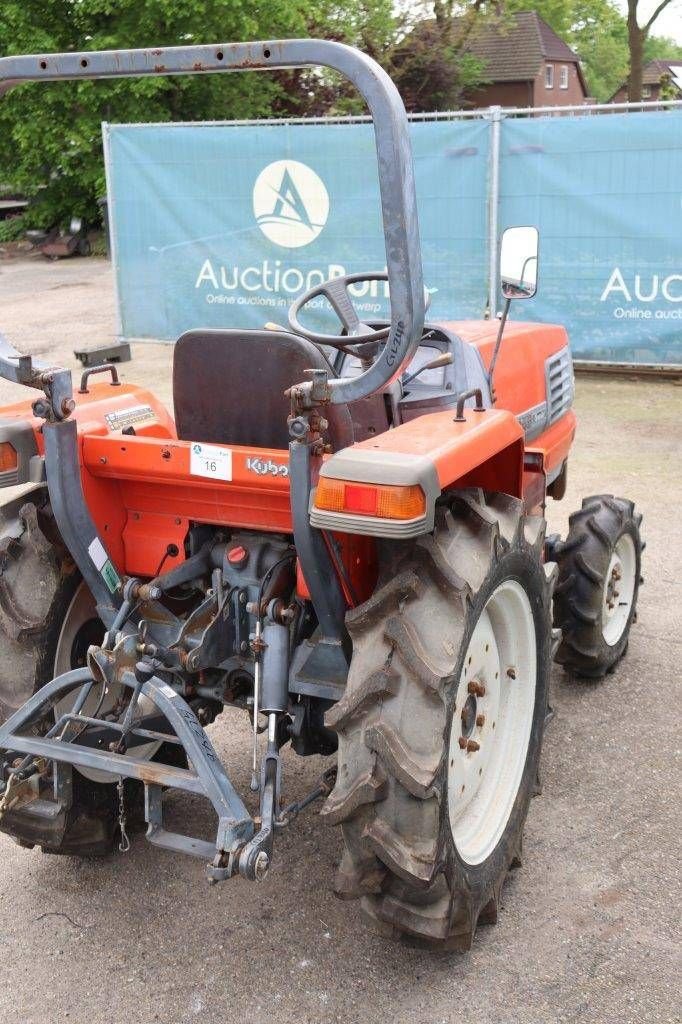 Traktor типа Kubota Grandel GL240, Gebrauchtmaschine в Antwerpen (Фотография 5)