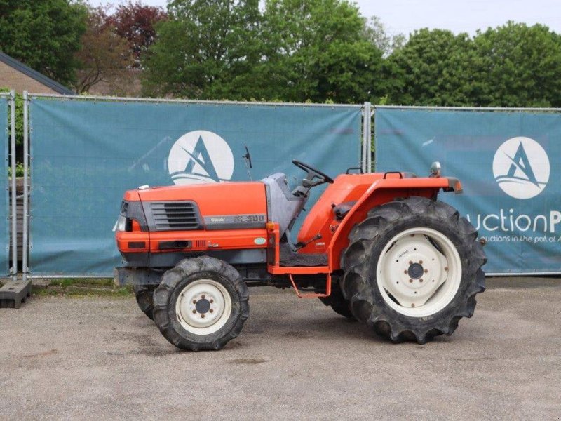 Traktor του τύπου Kubota Grandel GL300, Gebrauchtmaschine σε Antwerpen (Φωτογραφία 1)