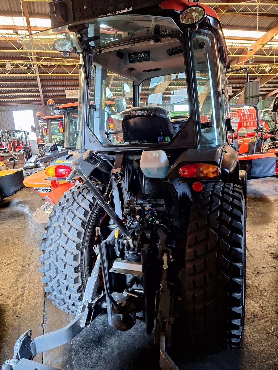 Traktor of the type Kubota Kompakttraktor M5091 DTNQ, Neumaschine in Bergheim (Picture 16)