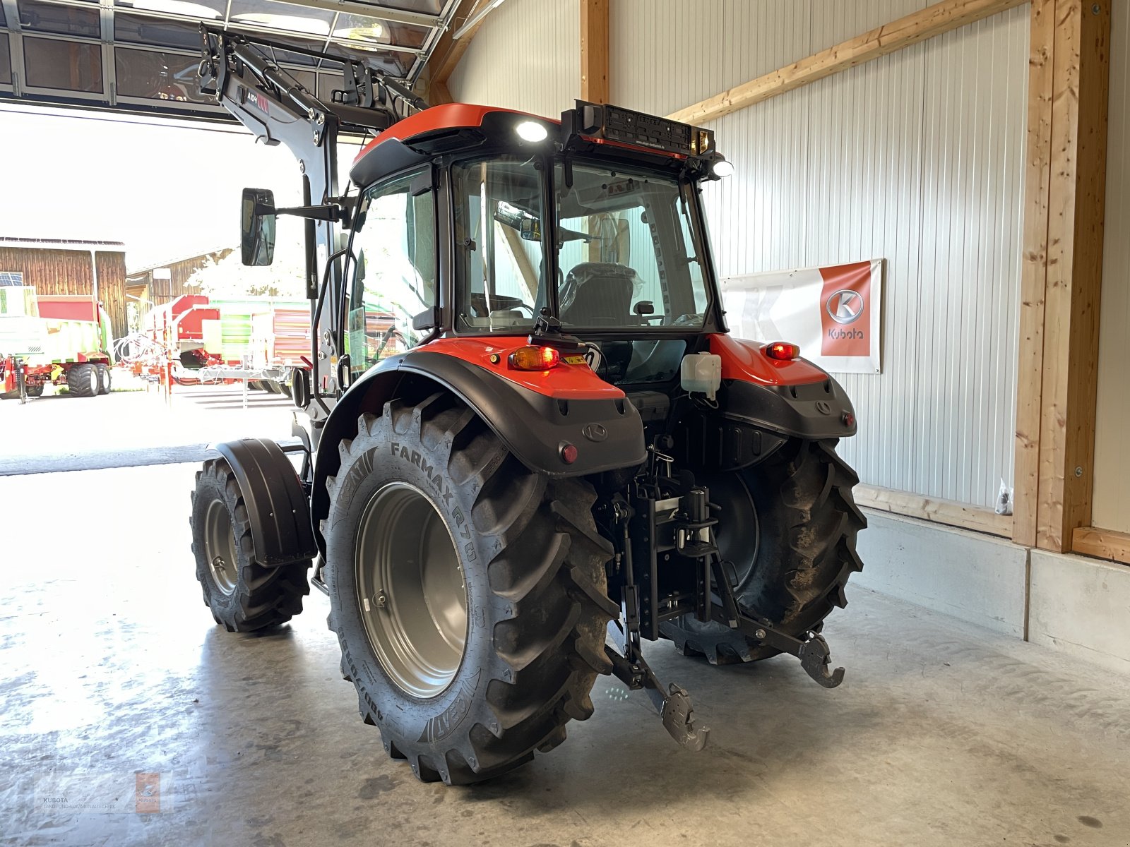 Traktor typu Kubota Kubota M4-063 M4063 M4 5 Jahre Garantie Rasenmäher geschenkt! Vorführmaschine, Neumaschine w Biessenhofen (Zdjęcie 3)