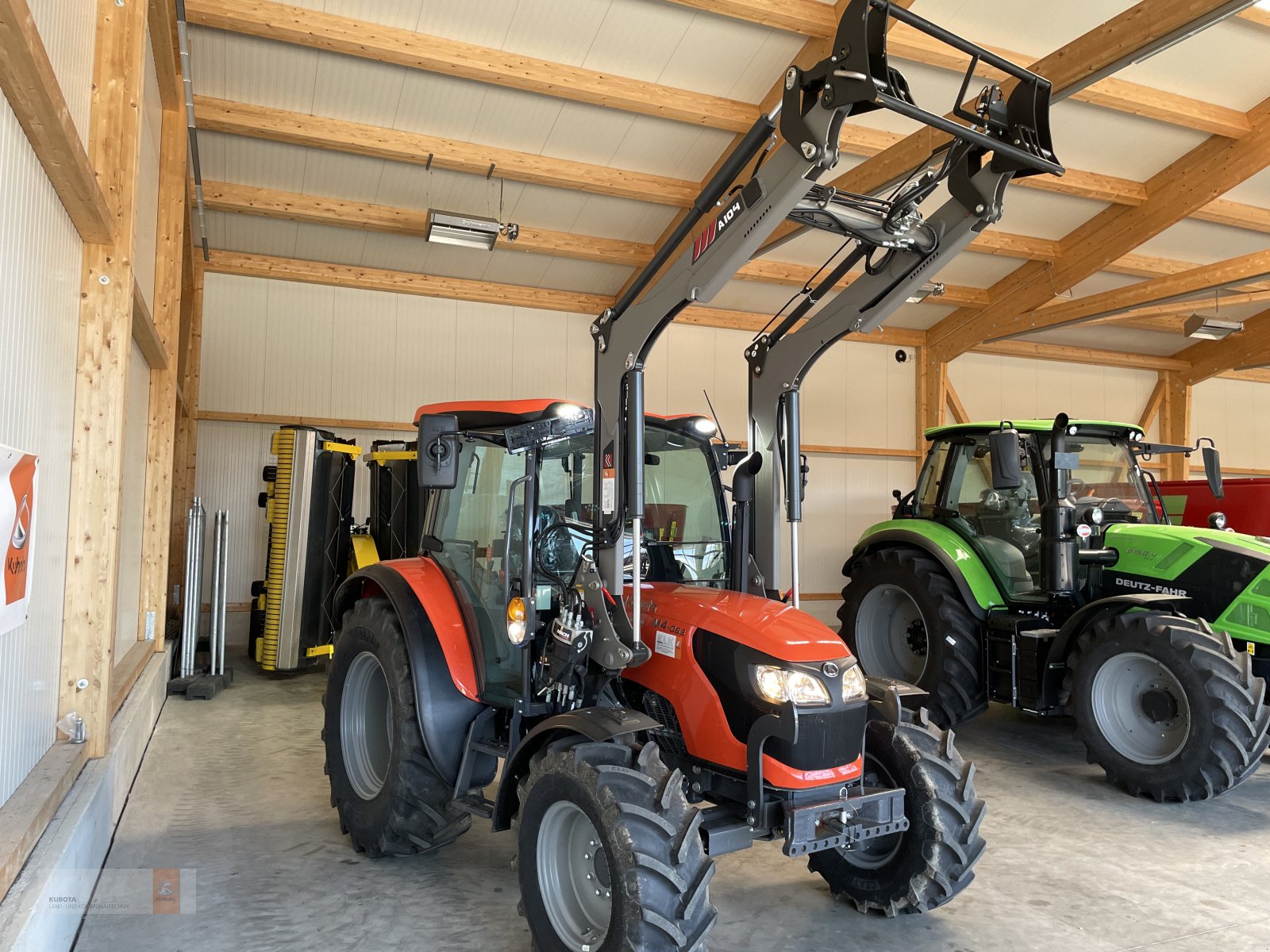 Traktor typu Kubota Kubota M4-063 M4063 M4 5 Jahre Garantie Rasenmäher geschenkt! Vorführmaschine, Neumaschine w Biessenhofen (Zdjęcie 5)