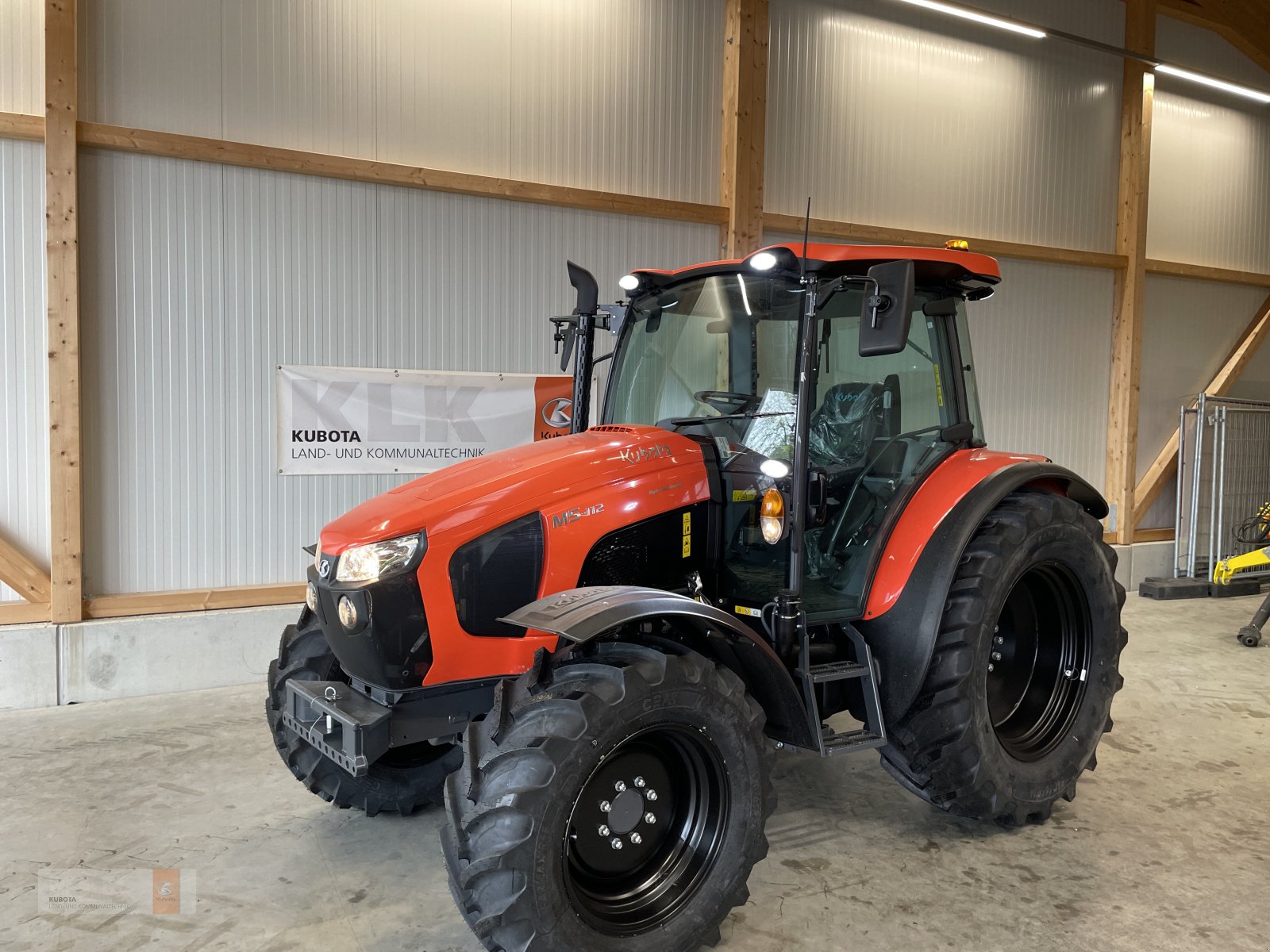 Traktor of the type Kubota Kubota M5112 M5-112 M5, Neumaschine, 5 Jahre Garantie, Lagermaschine, Neumaschine in Biessenhofen (Picture 1)