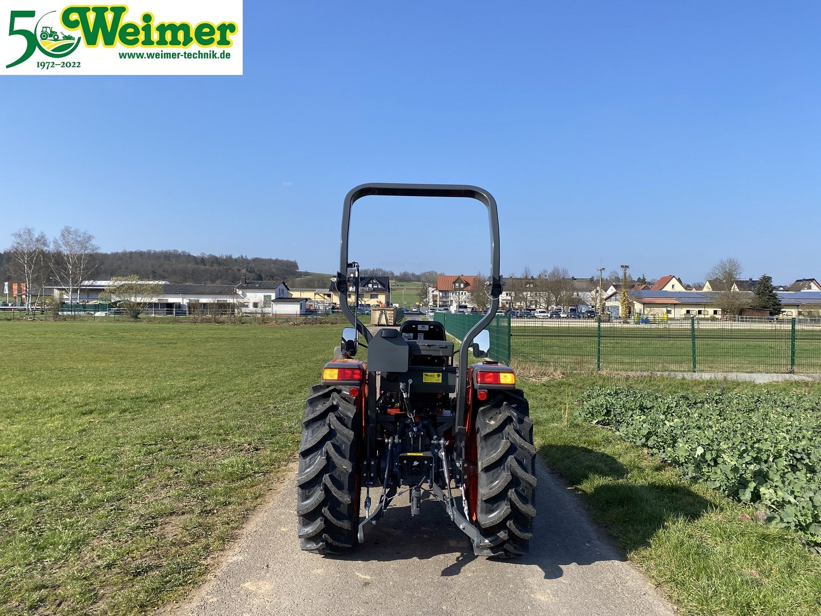 Traktor of the type Kubota L 1 382, Neumaschine in Lollar, Ruttershausen (Picture 7)