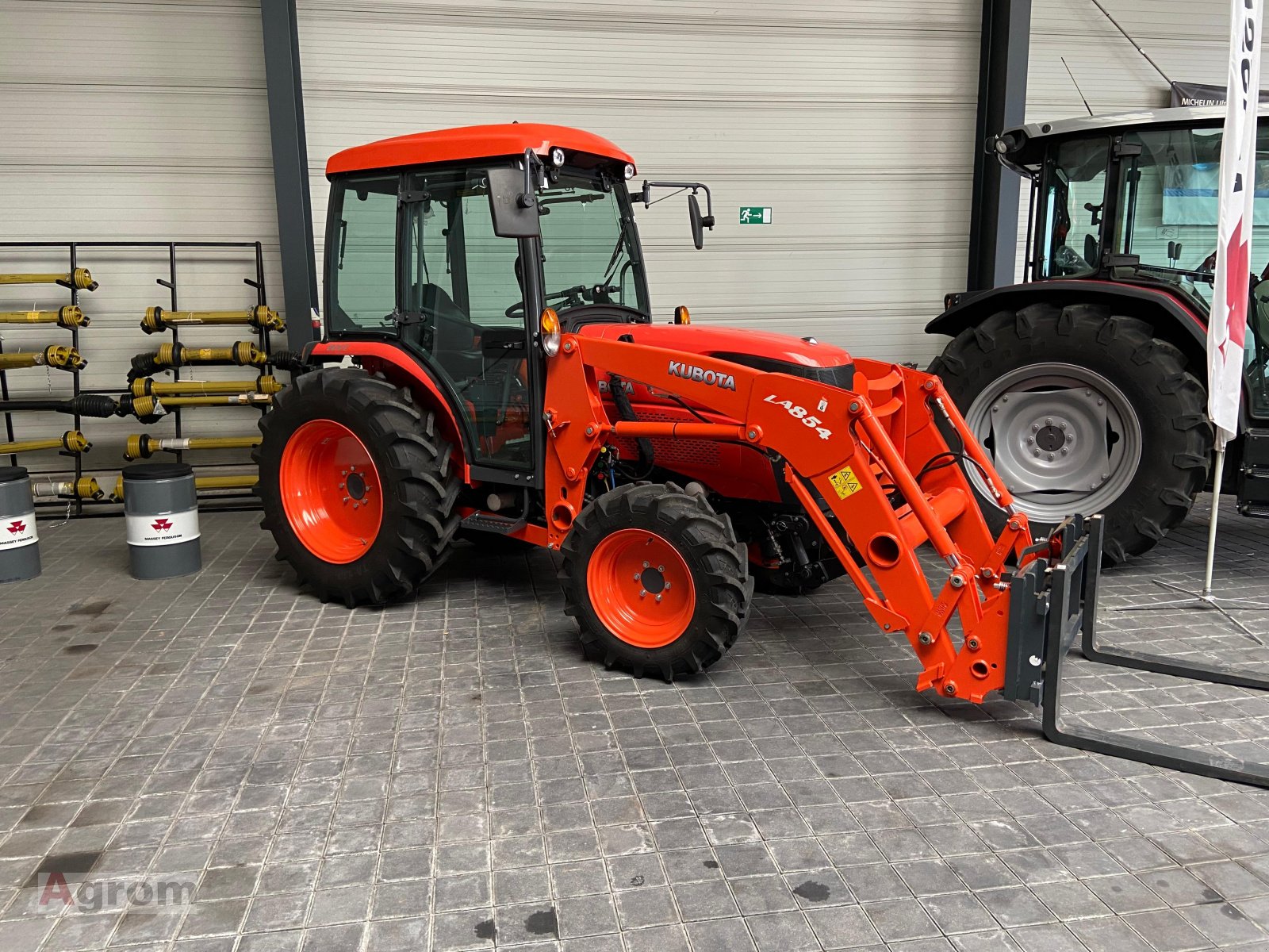 Traktor del tipo Kubota L 1501 inkl. Kabine und Zubehör, Gebrauchtmaschine en Thür (Imagen 1)